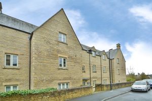 Photo 11- click for photo gallery